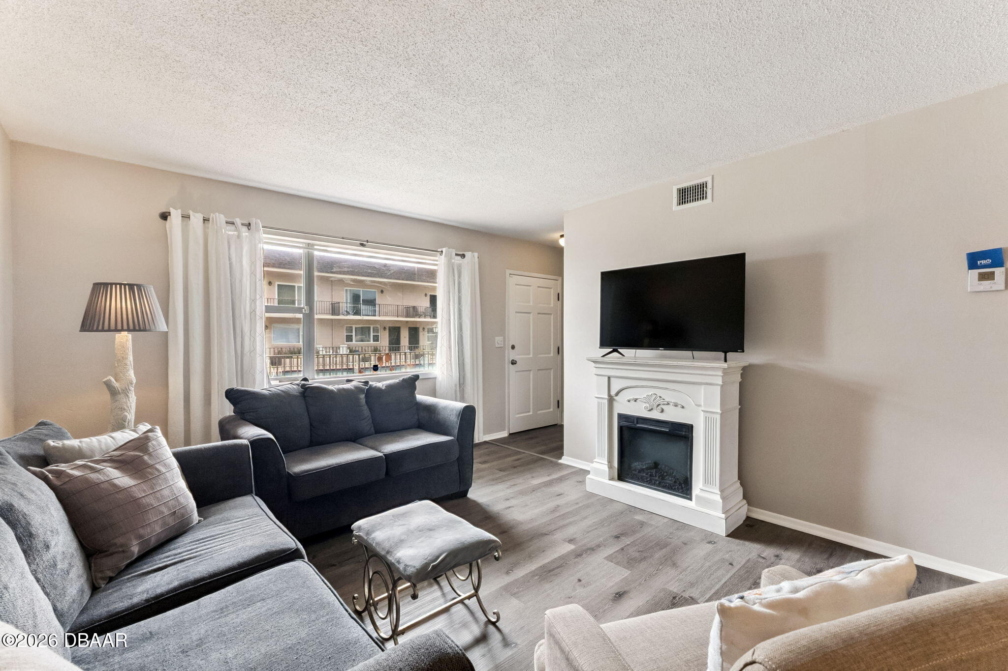 4454 S Atlantic Avenue