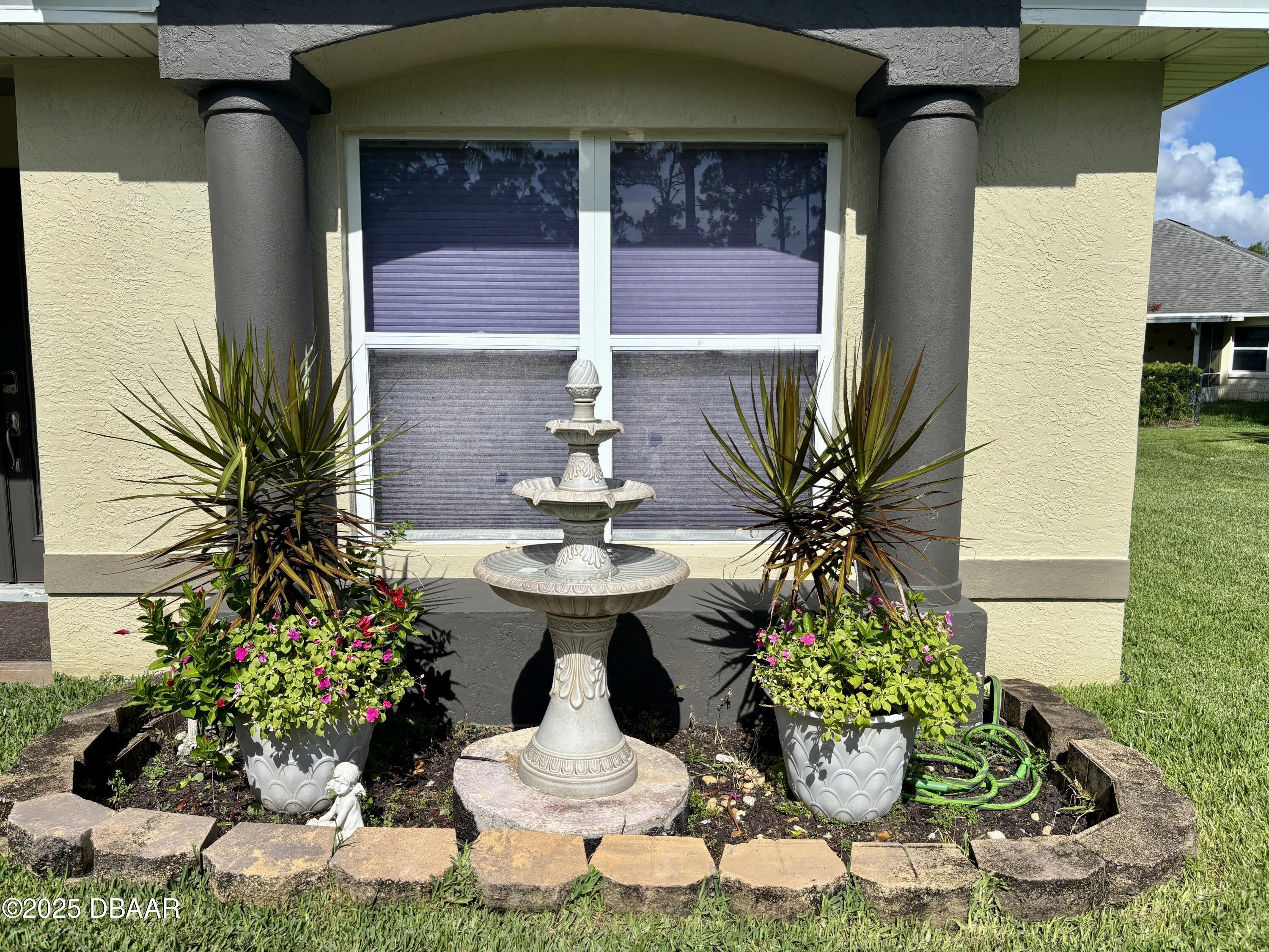 6109 Sabal Point Circle