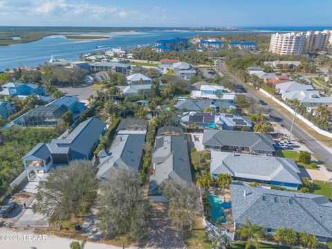 A home in New Smyrna Beach