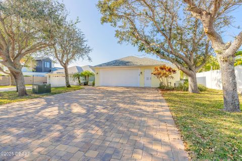 A home in New Smyrna Beach