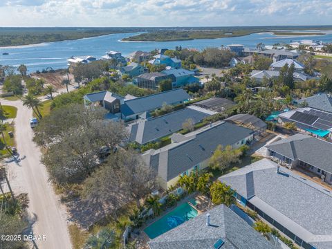 A home in New Smyrna Beach