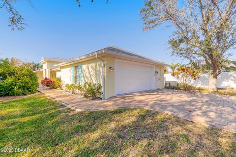 A home in New Smyrna Beach