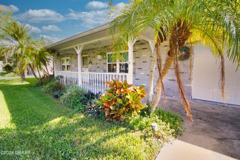 A home in South Daytona