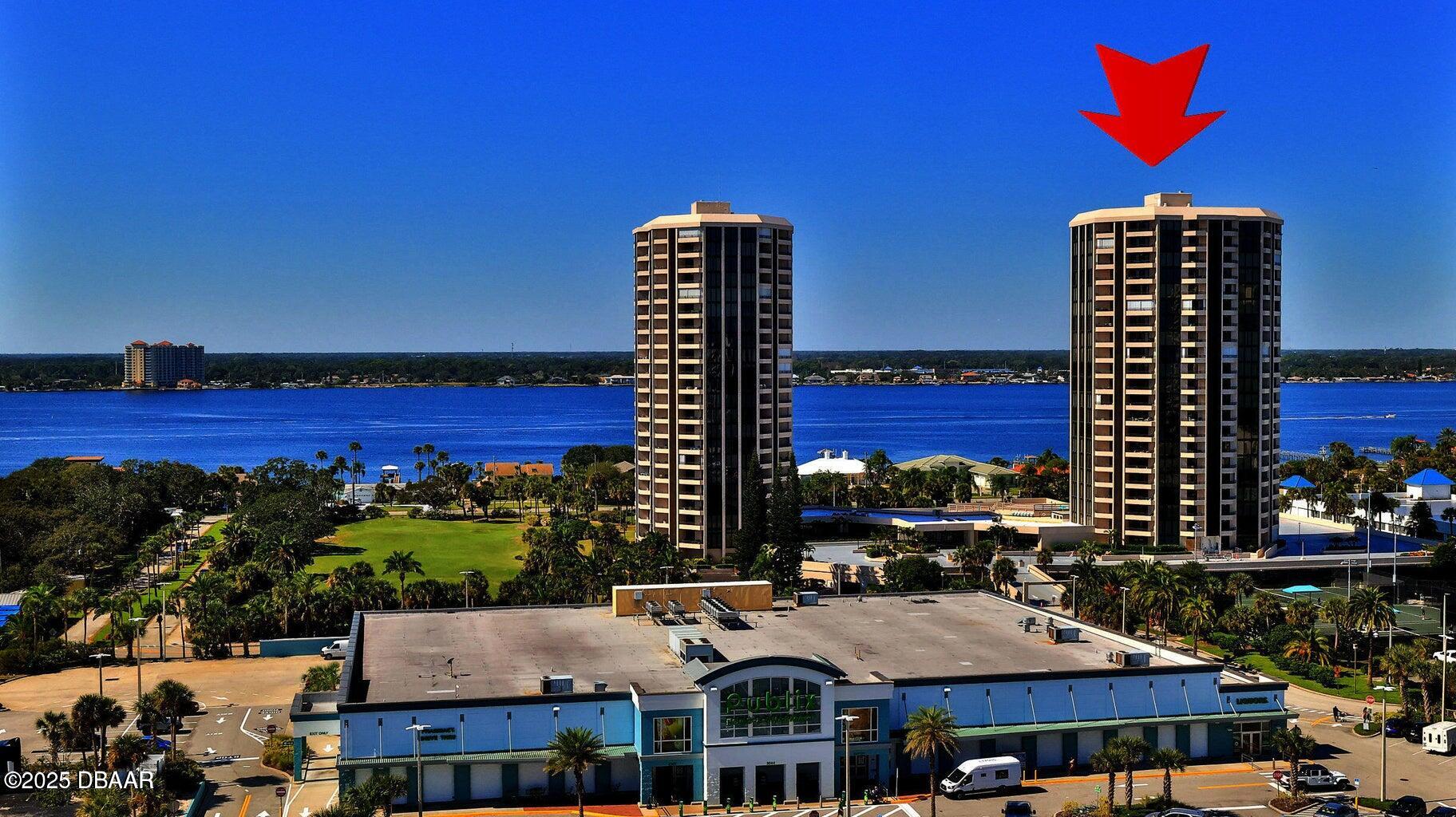 1 Oceans West Boulevard