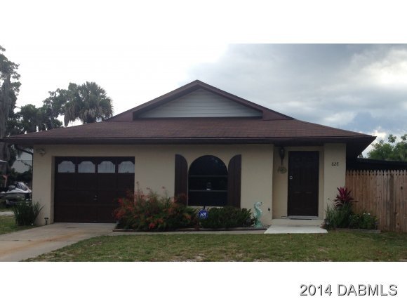 Photo 1 of 20 — 828 Avondale Avenue, Holly Hill, FL 32117