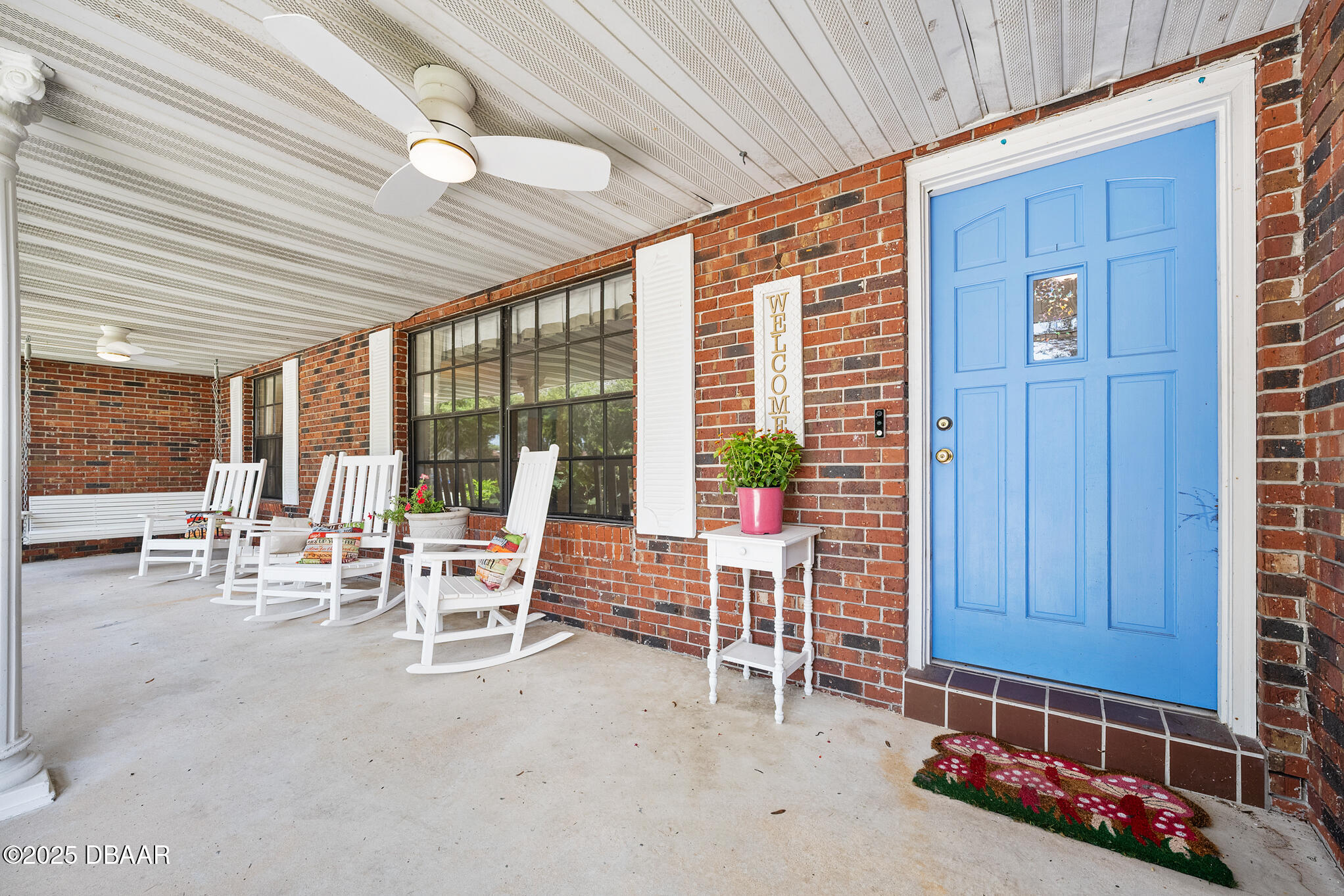 1 River Bluff Court