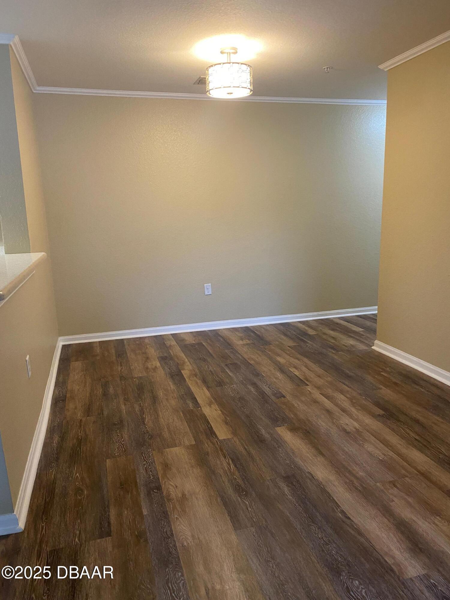940 Village Trail 6-109