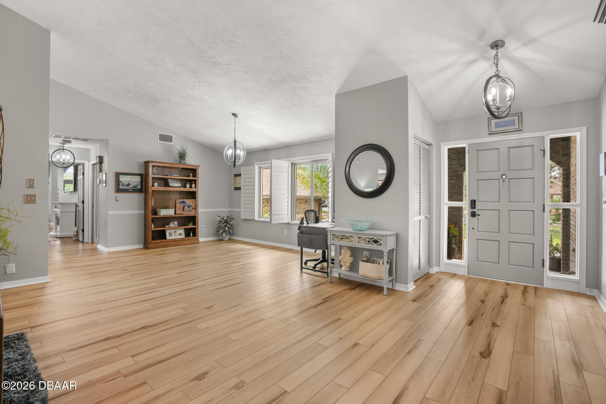 112 Peachtree Circle