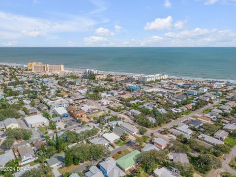 A home in New Smyrna Beach