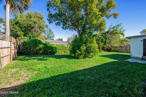 A home in Holly Hill