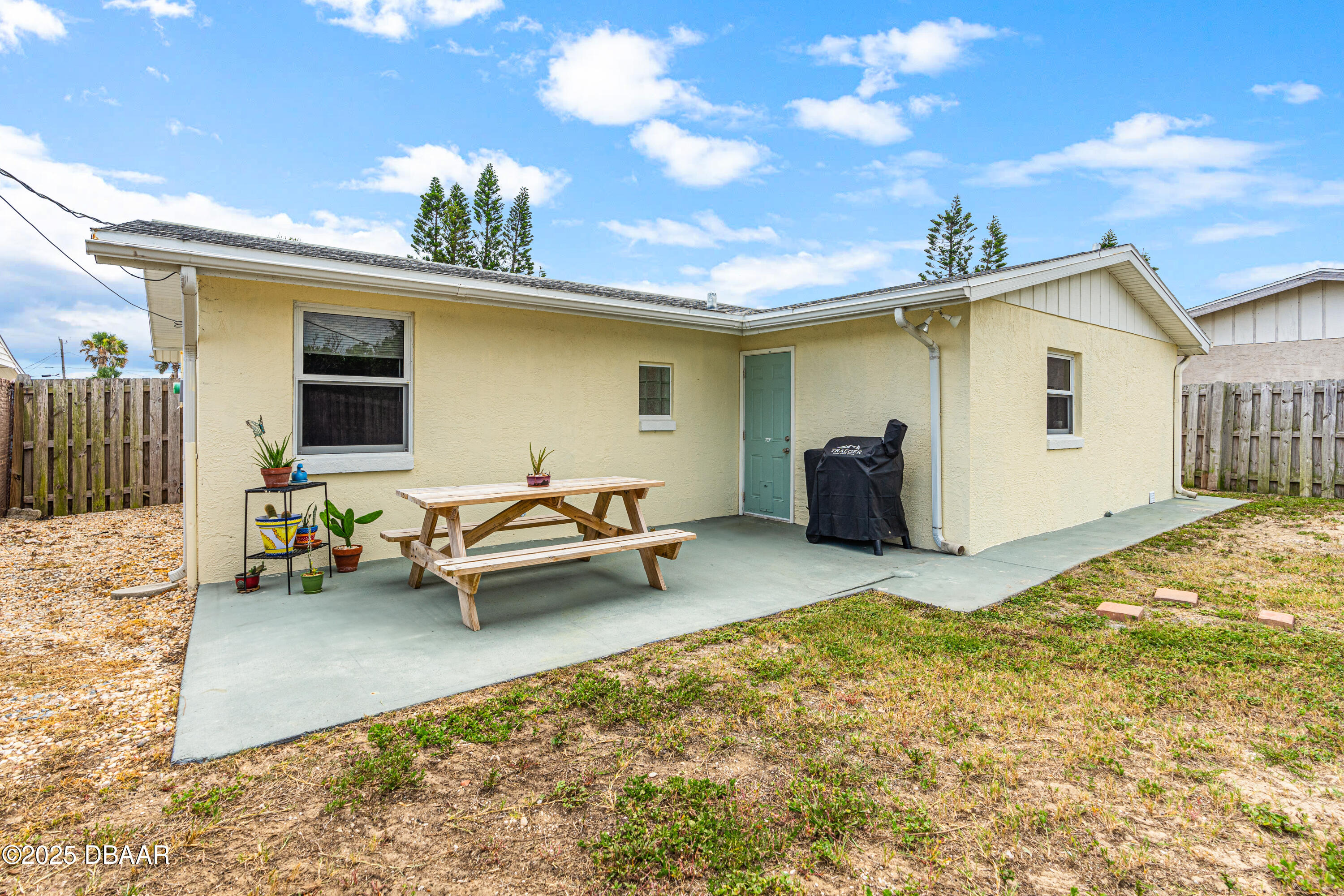 15 Hibiscus Drive