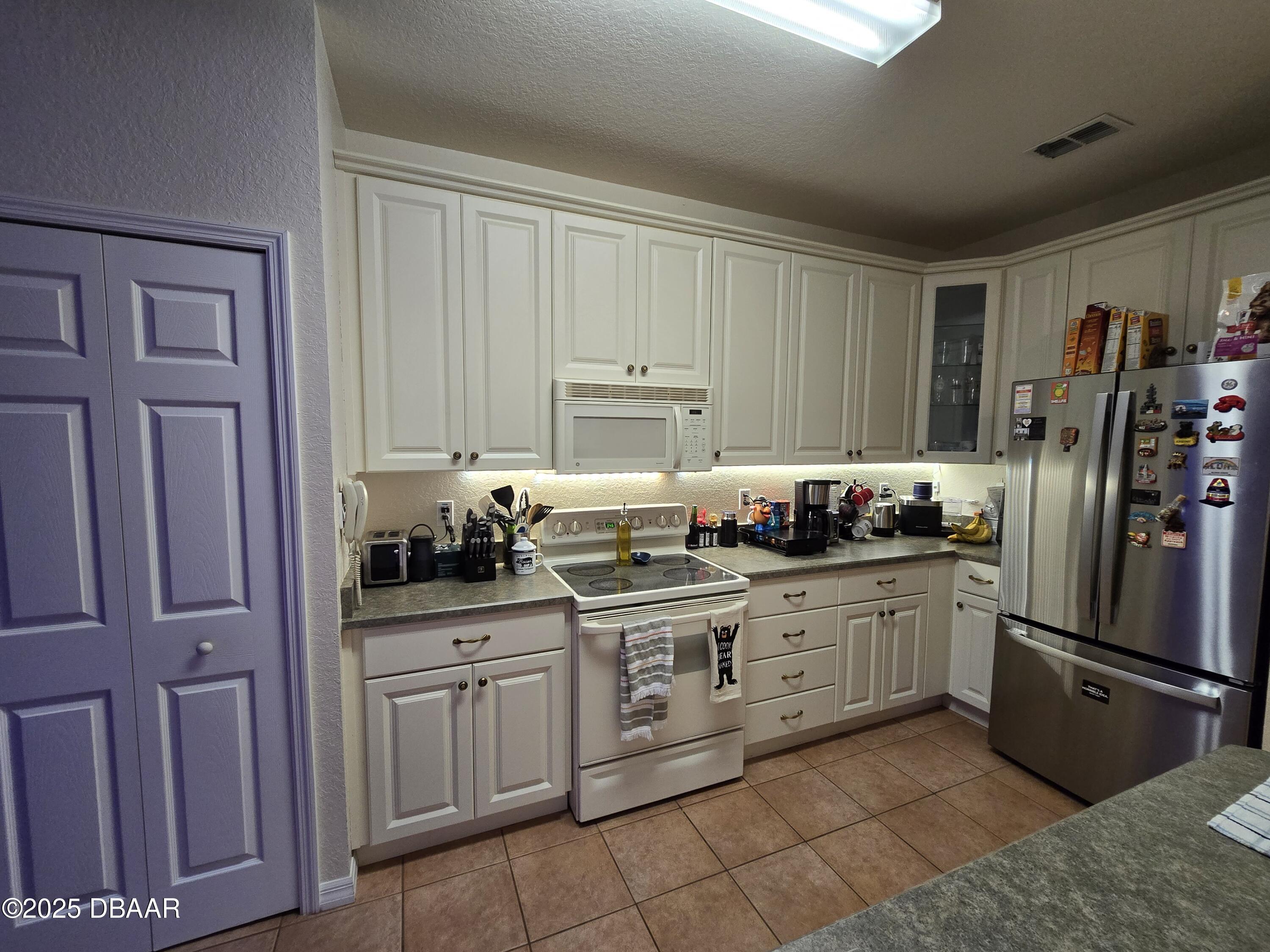 830 Airport Road 206