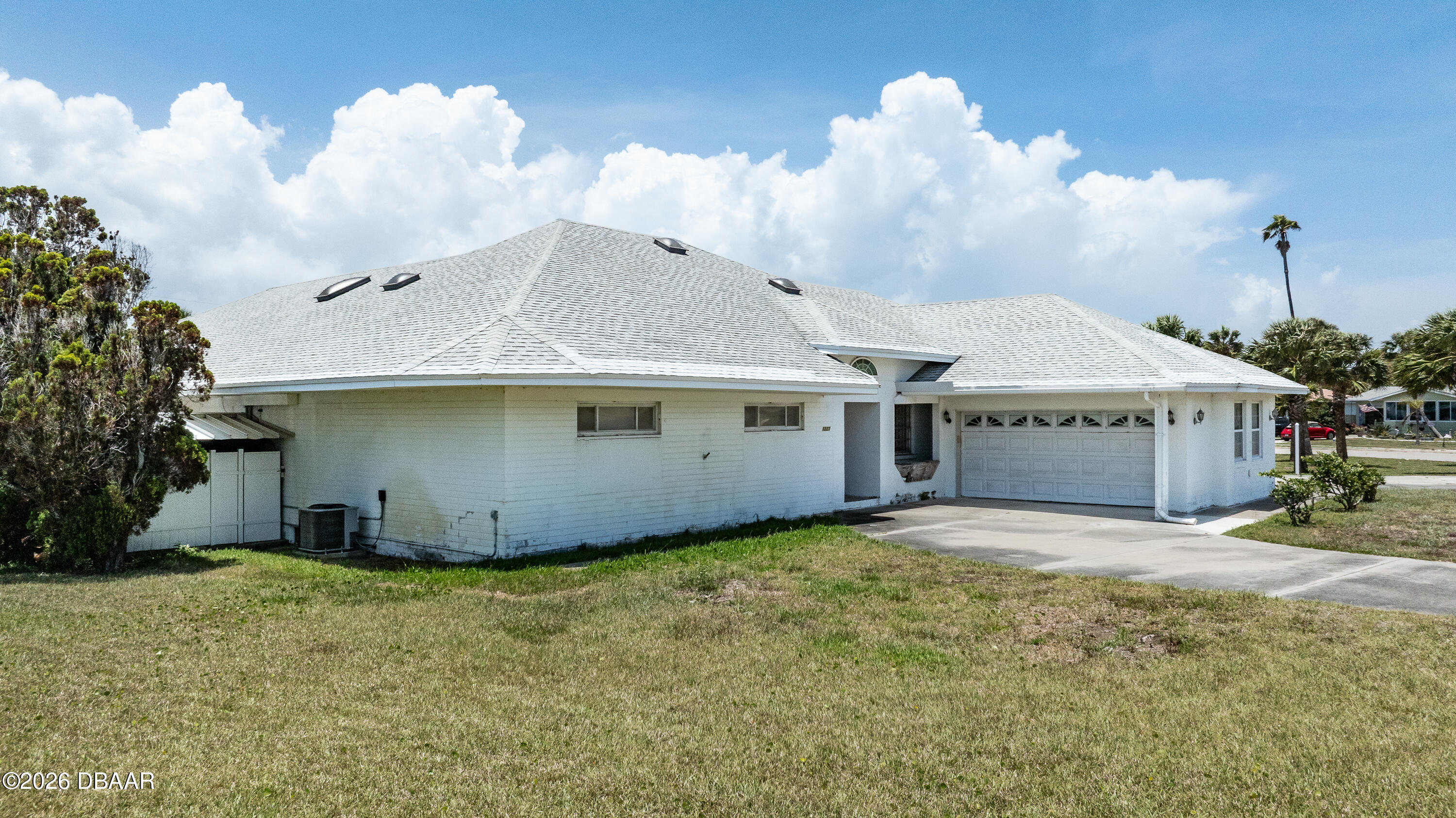 1227 Belaire Drive