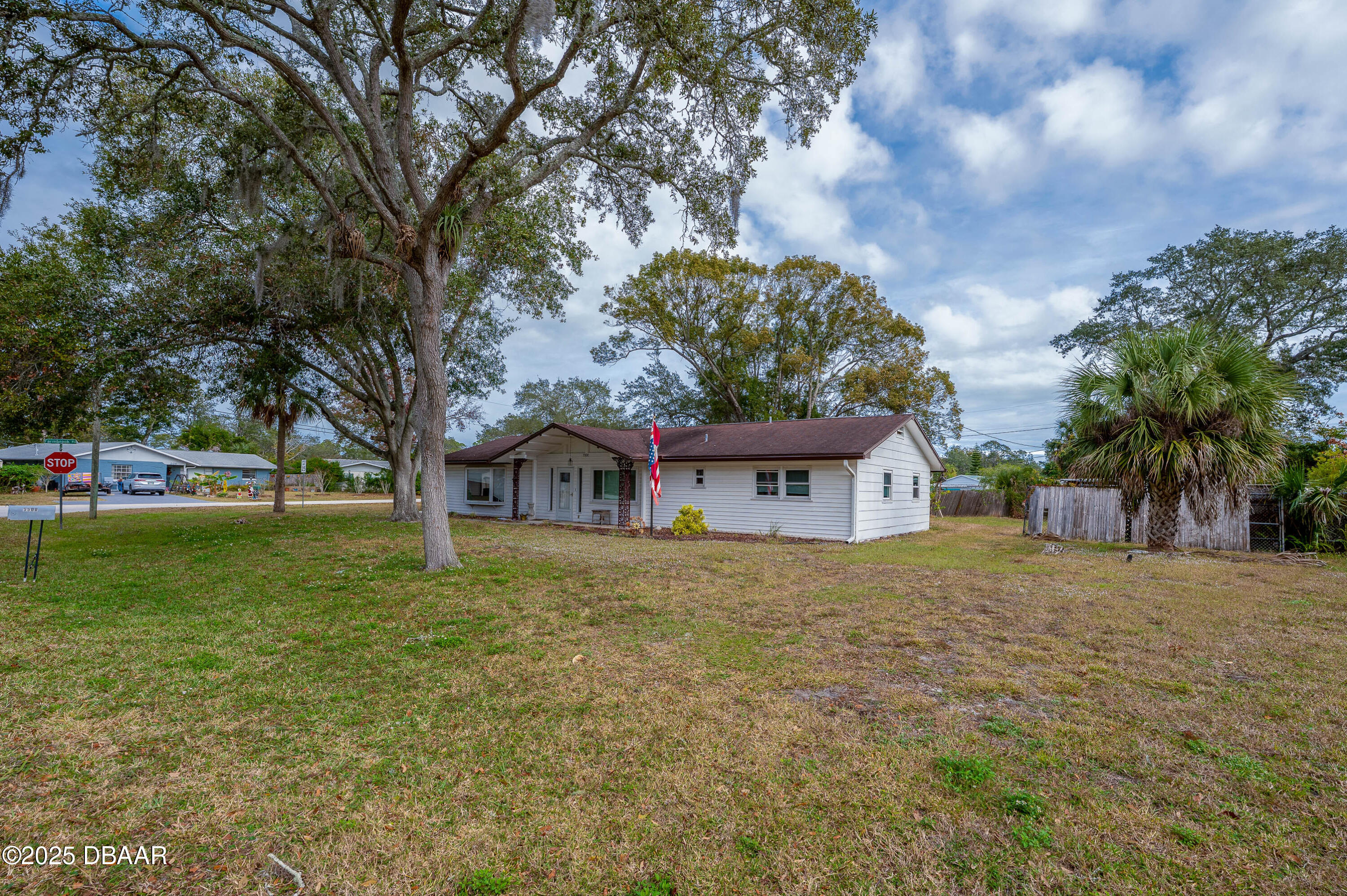 5500 Lancewood Circle N