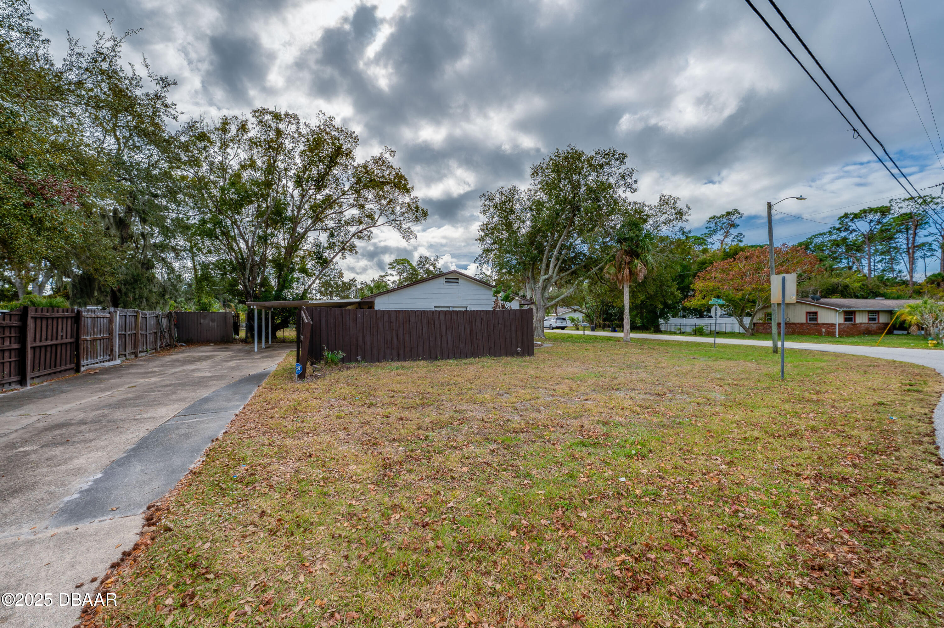 5500 Lancewood Circle N