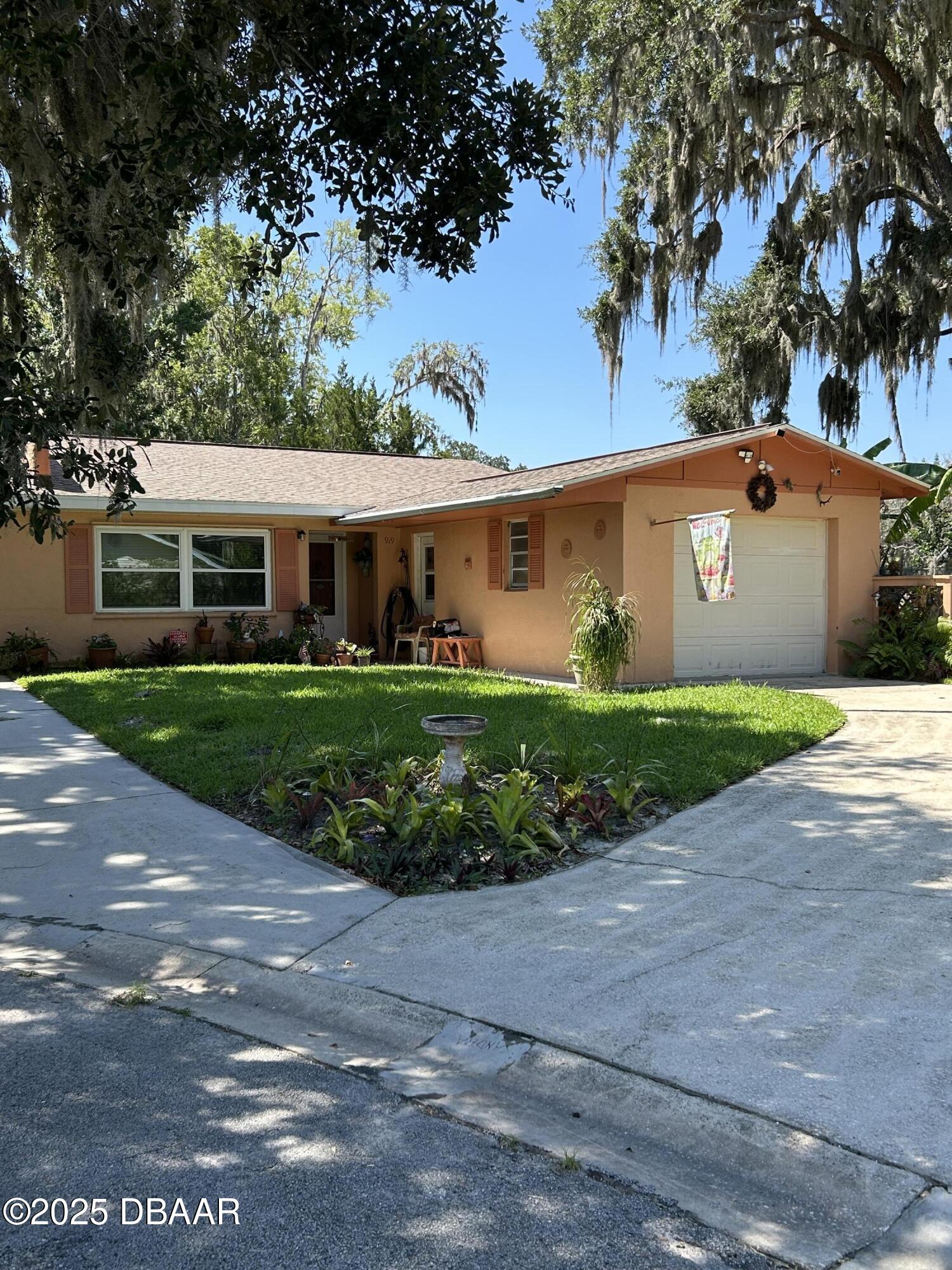 919 Royal Oak Court