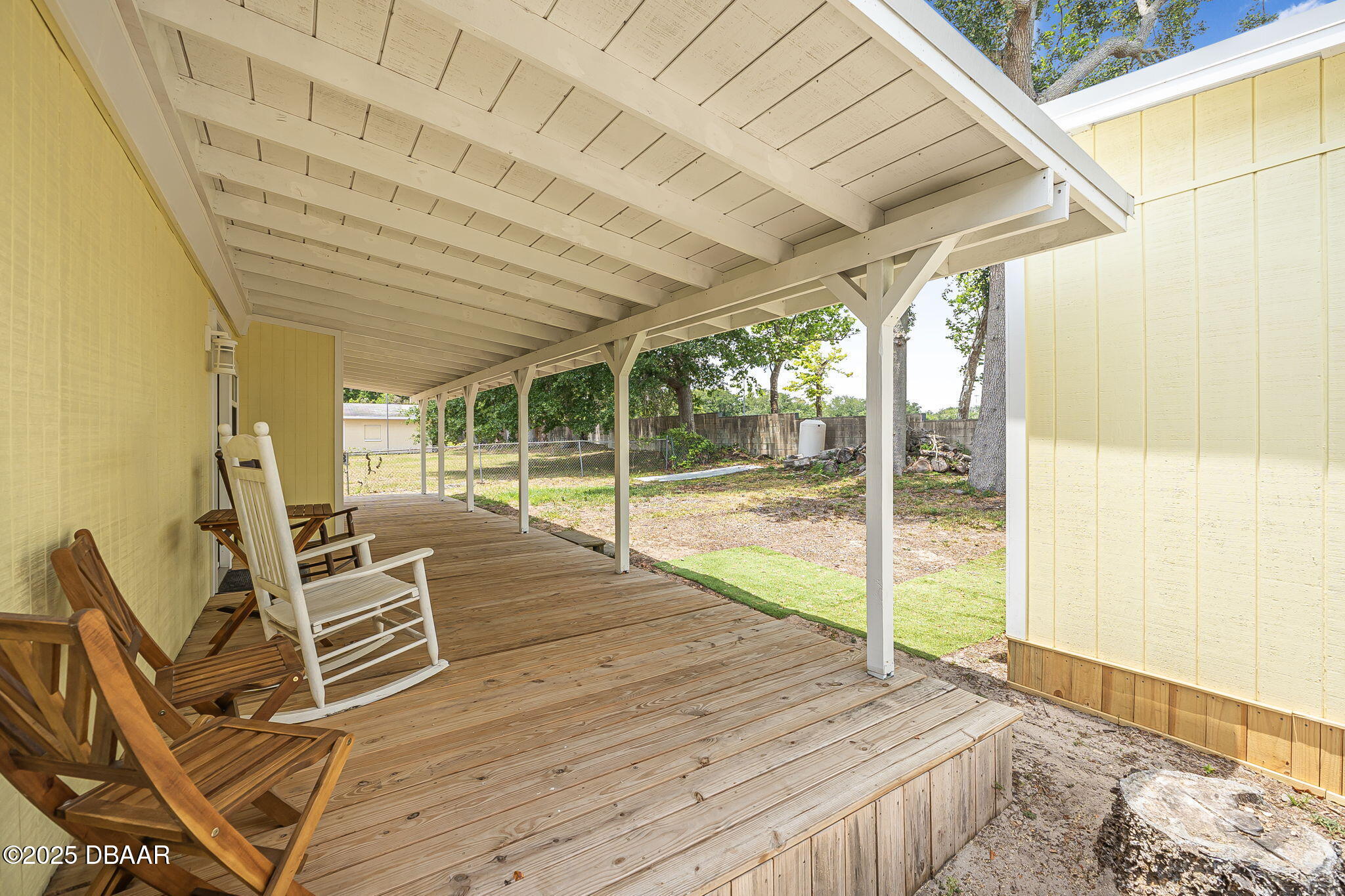 1055 June Terrace