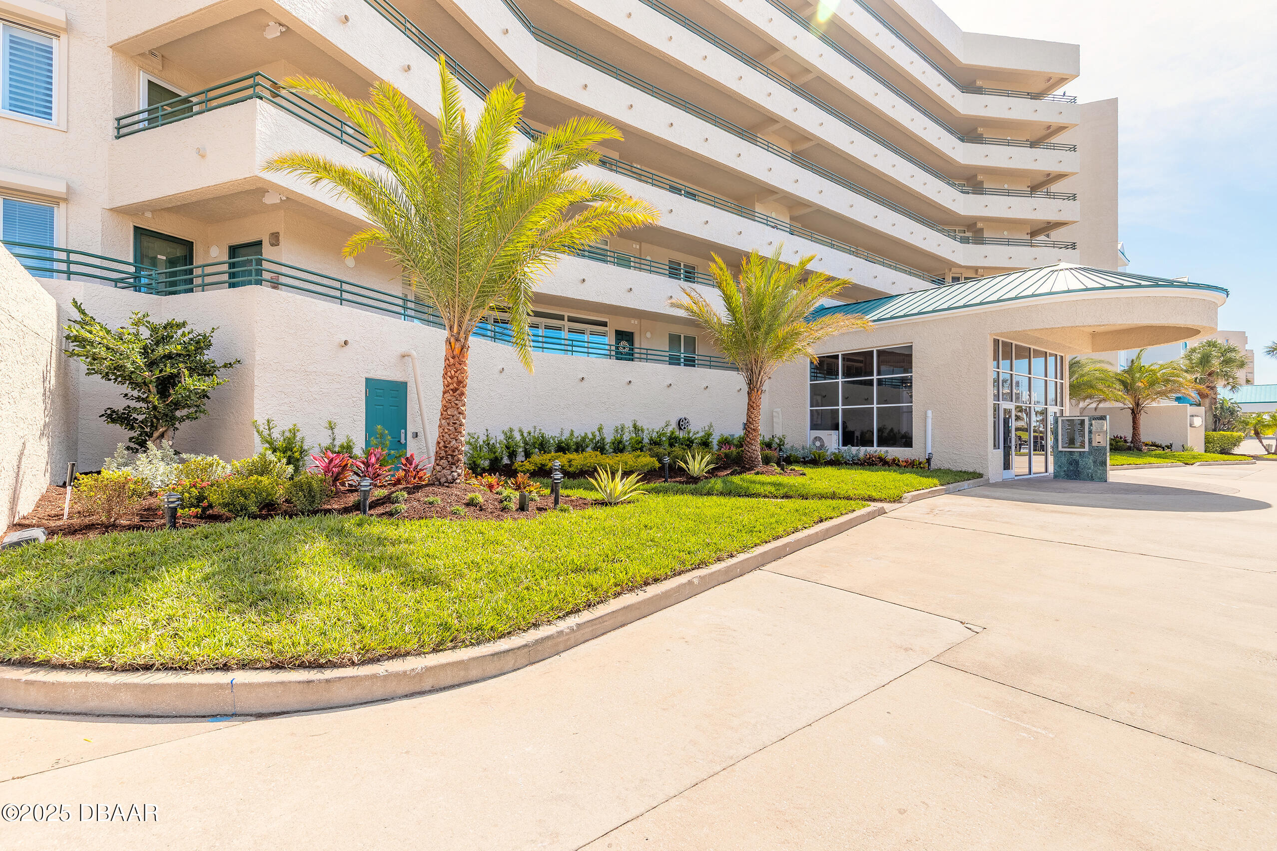 4631 S Atlantic Avenue 8607