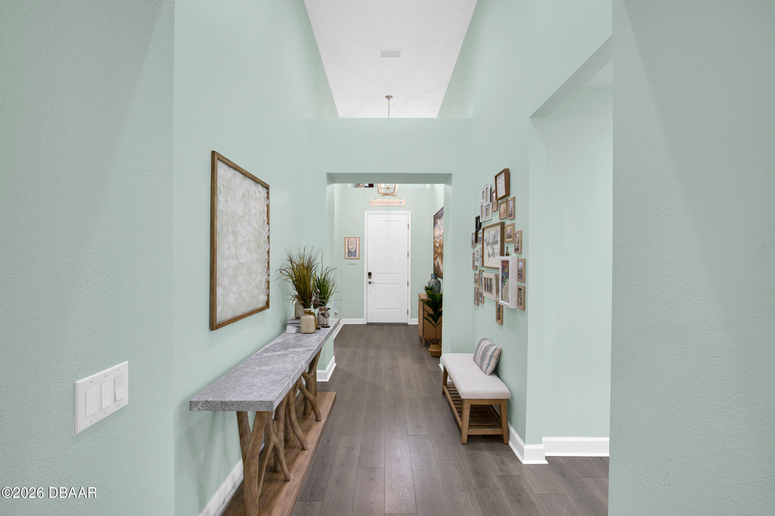 817 Bama Breeze Drive