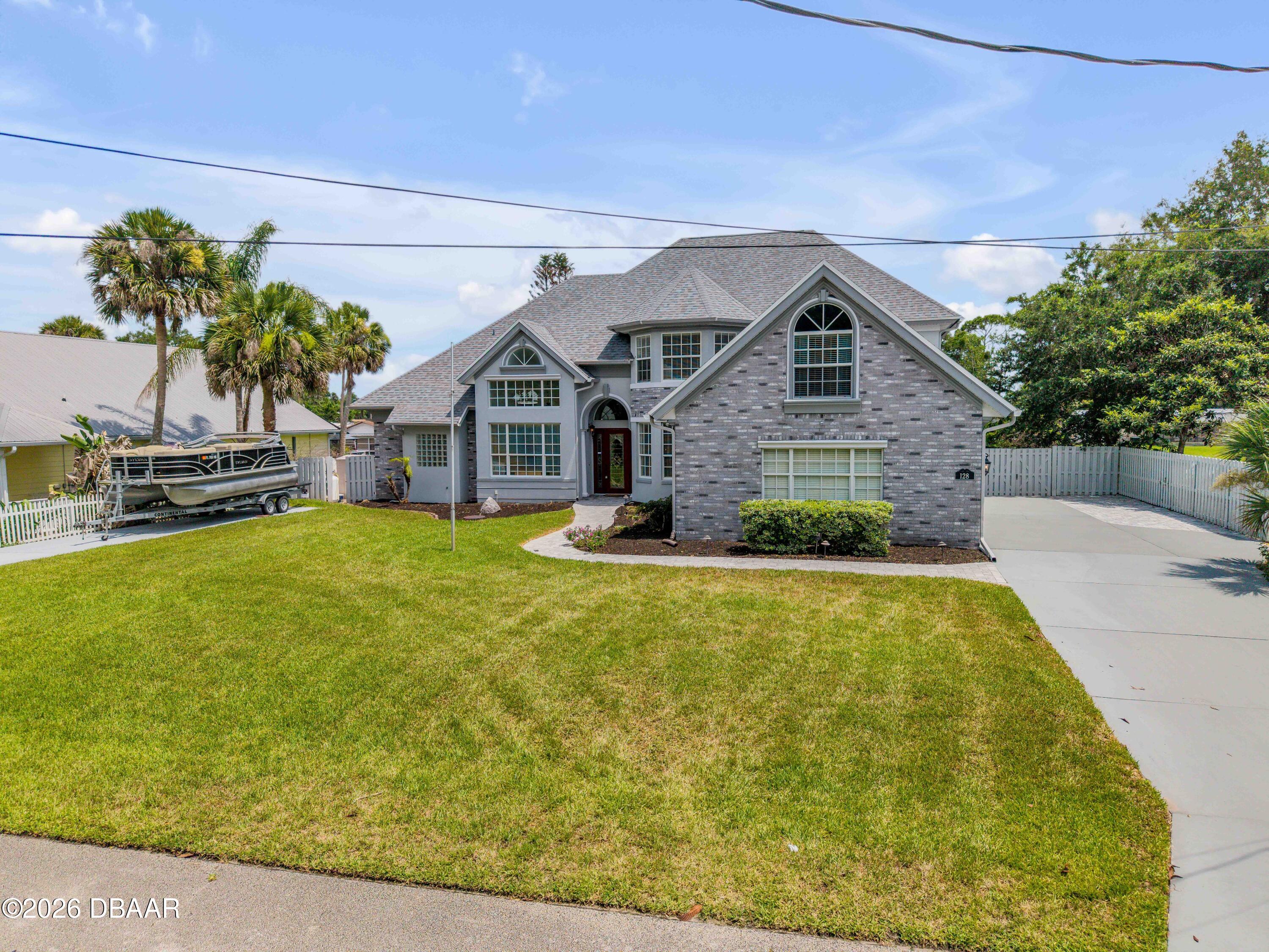 128 Godfrey Road - Photo 3
