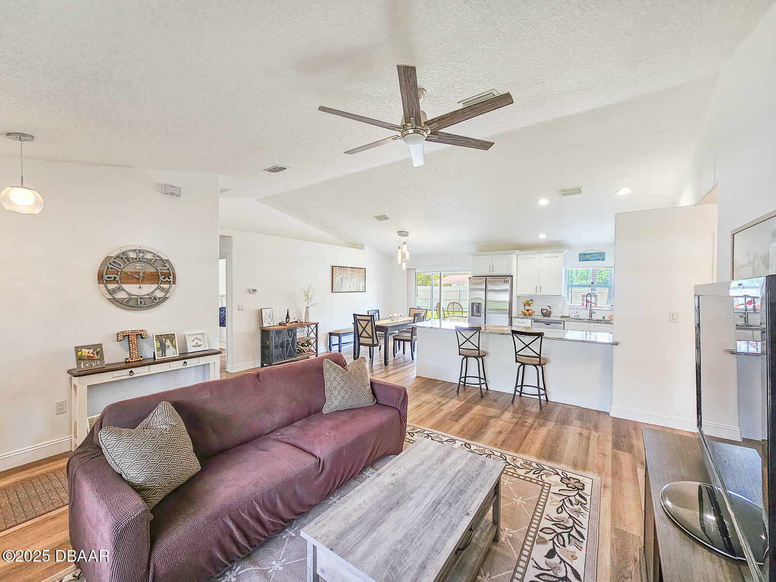 2 Serenade Place