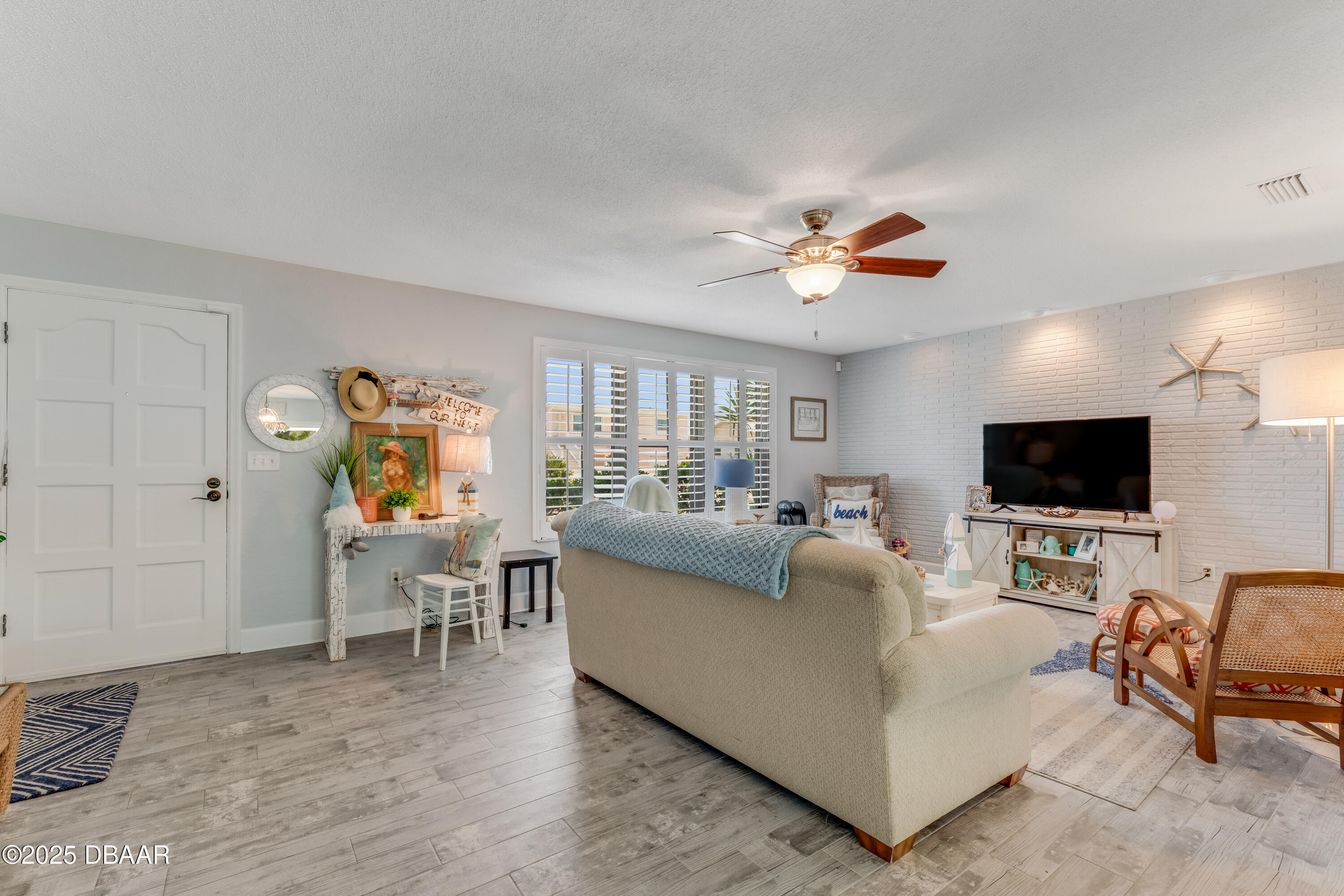 114 Ocean Aire Terrace N