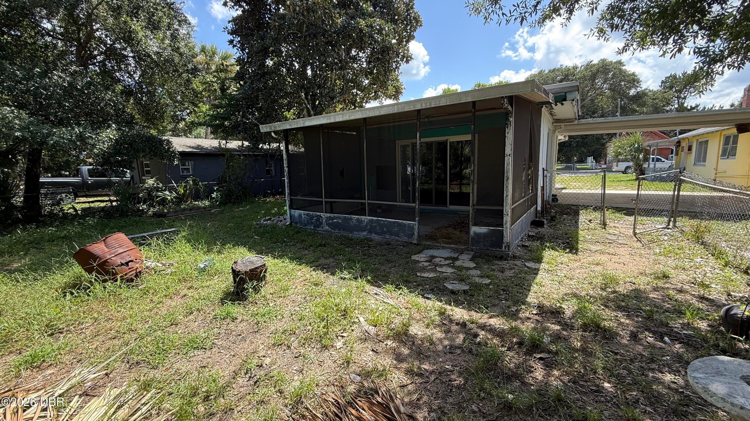 233 Desoto Street
