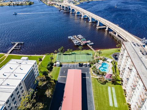 A home in Daytona Beach