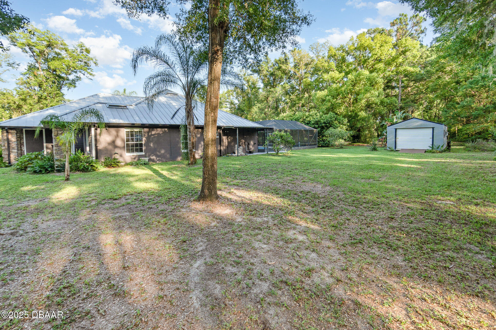 433 Tangerine Avenue