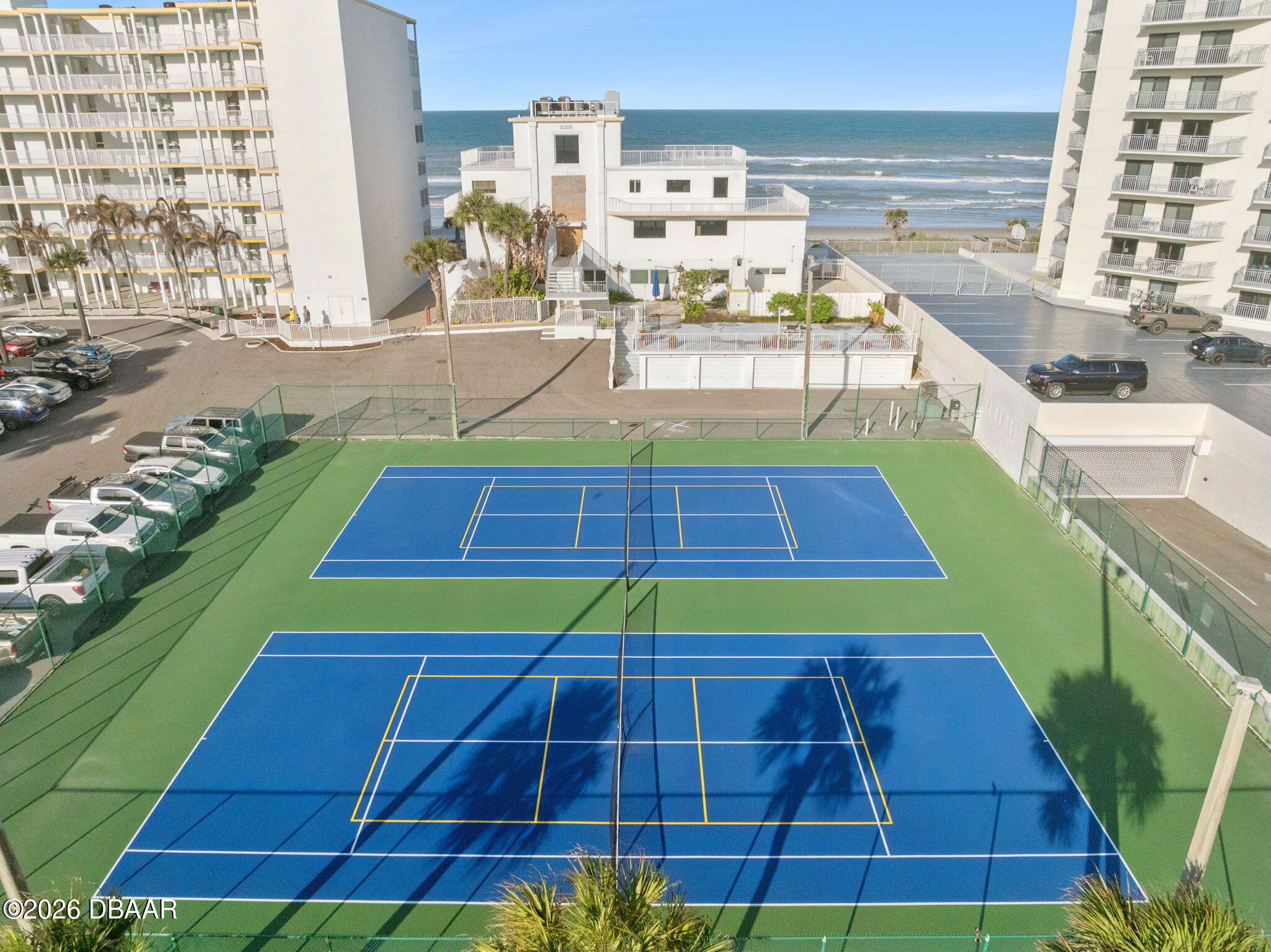 5203 S Atlantic Avenue