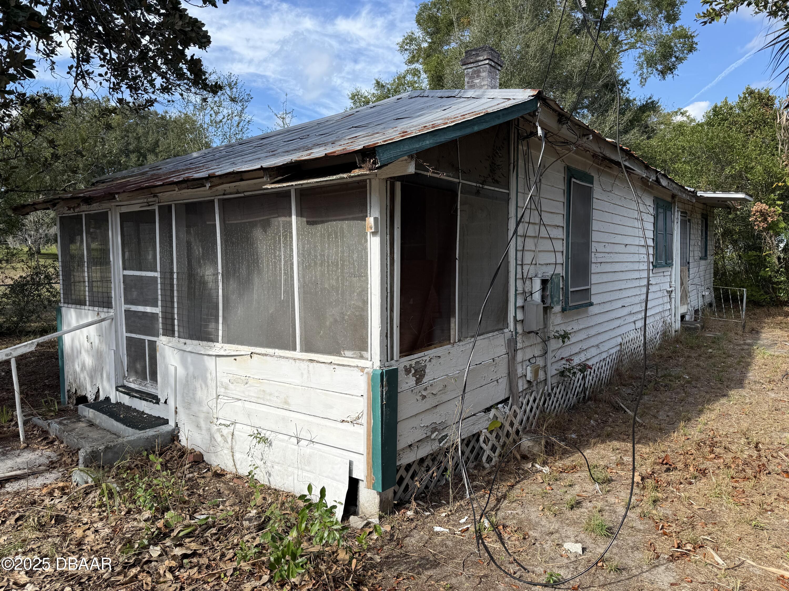 511 W Bartlett Street