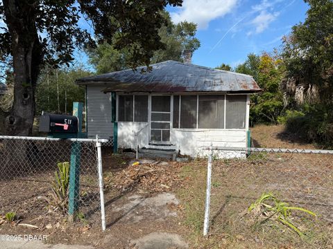 511 W Bartlett Street DeLand FL 32720