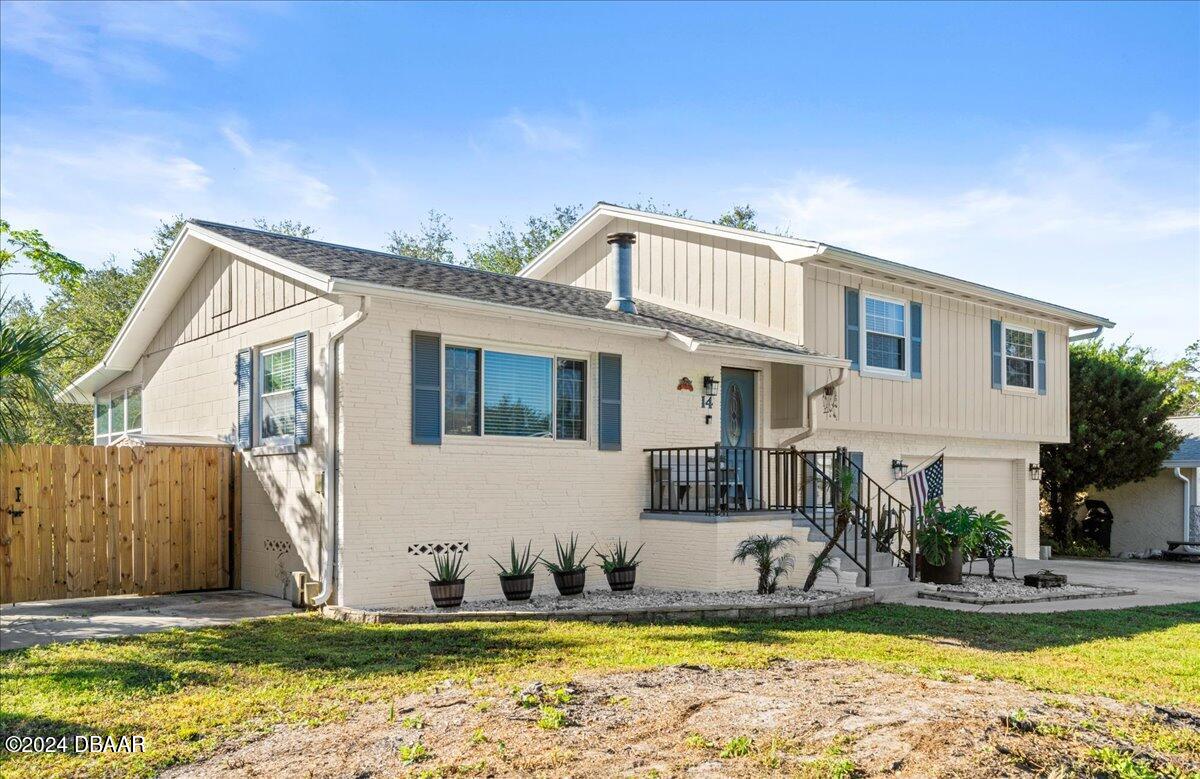 14 Woodlake Drive