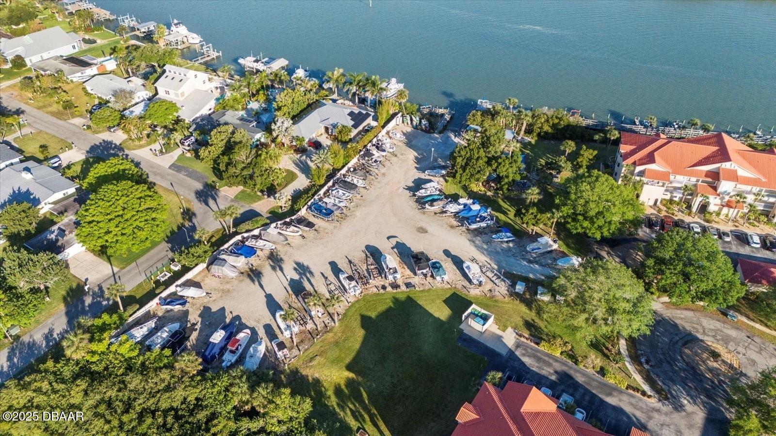 445 Bouchelle Drive 301
