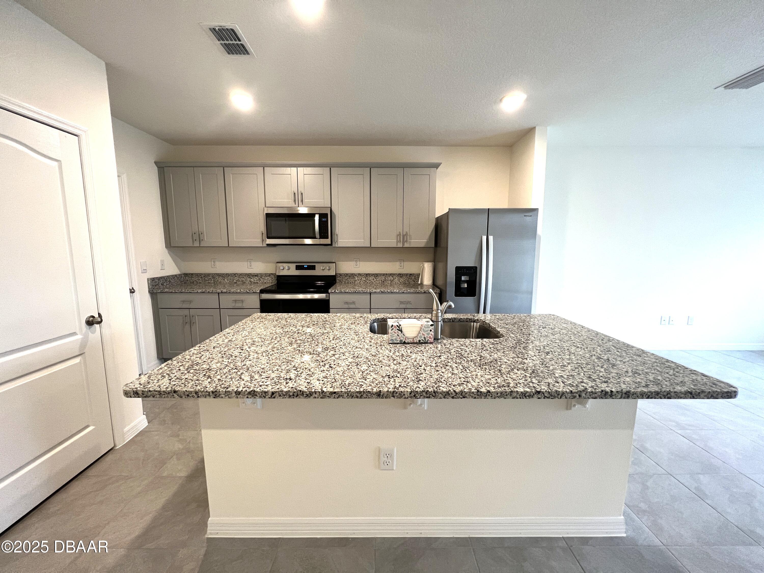 44 Bella Lago Circle