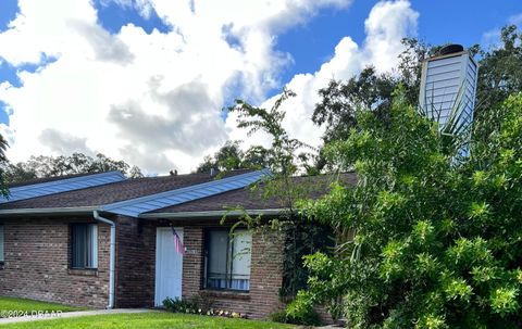 A home in Holly Hill