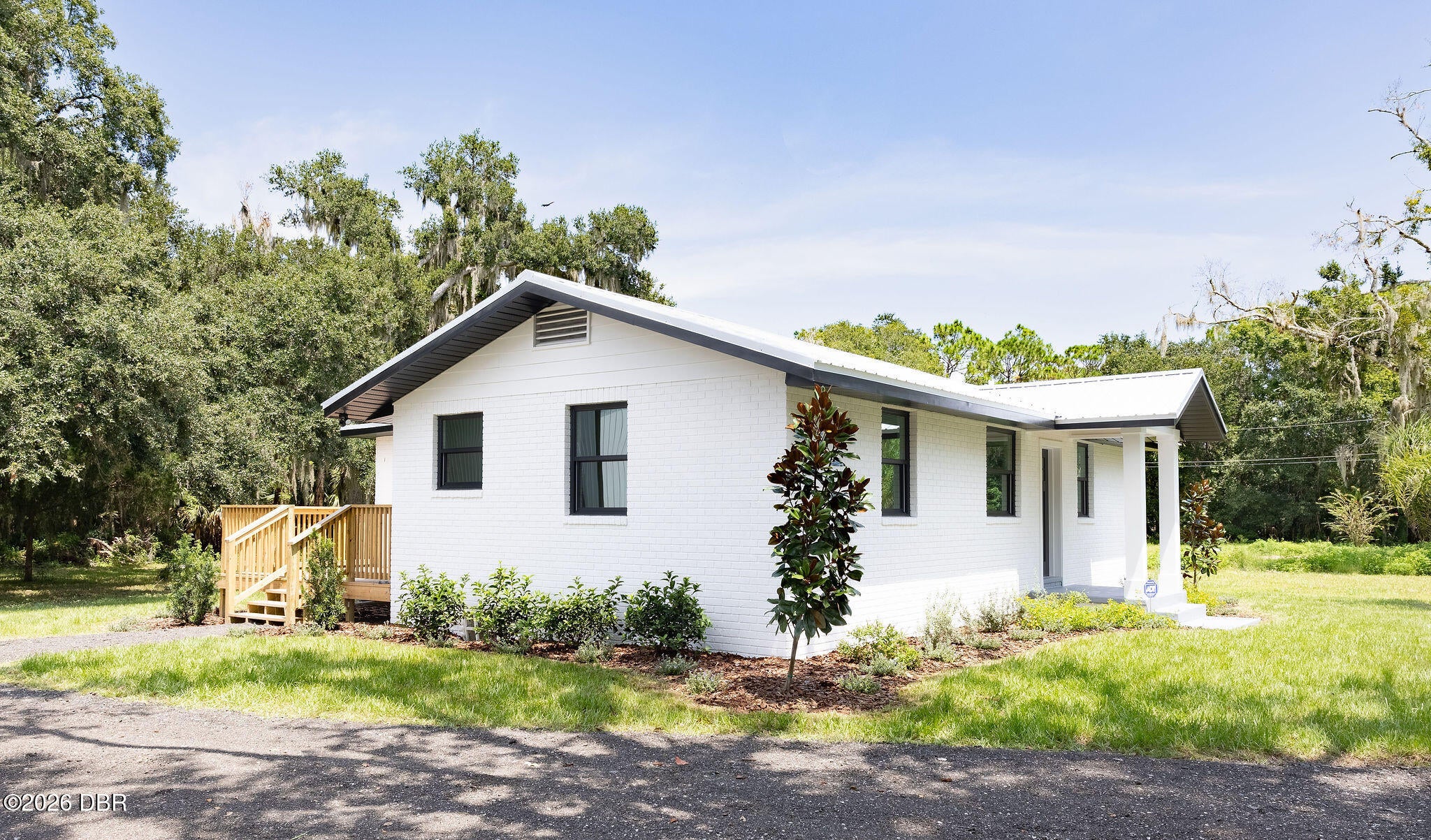 2463 Pioneer Trail
