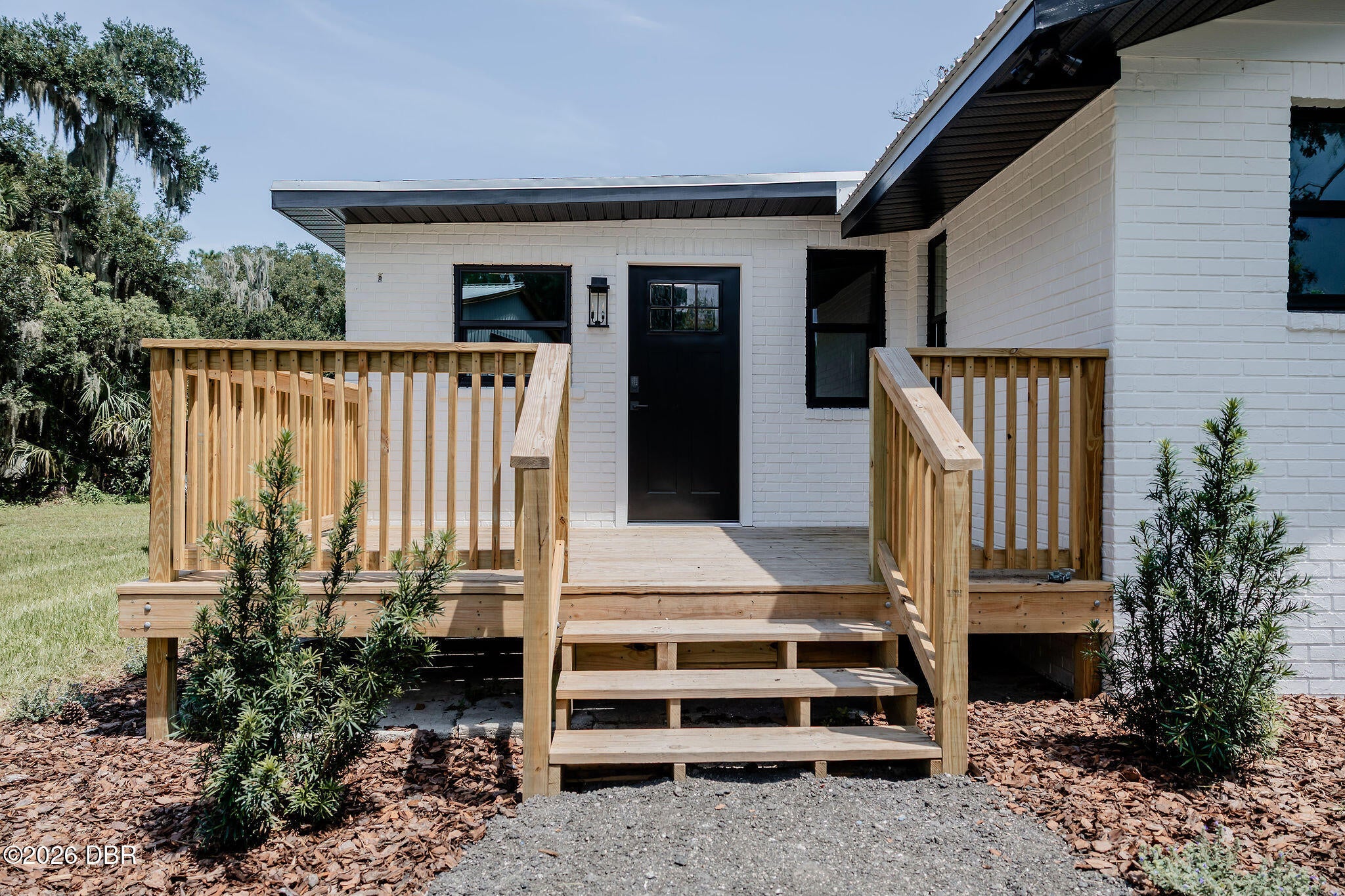 2463 Pioneer Trail