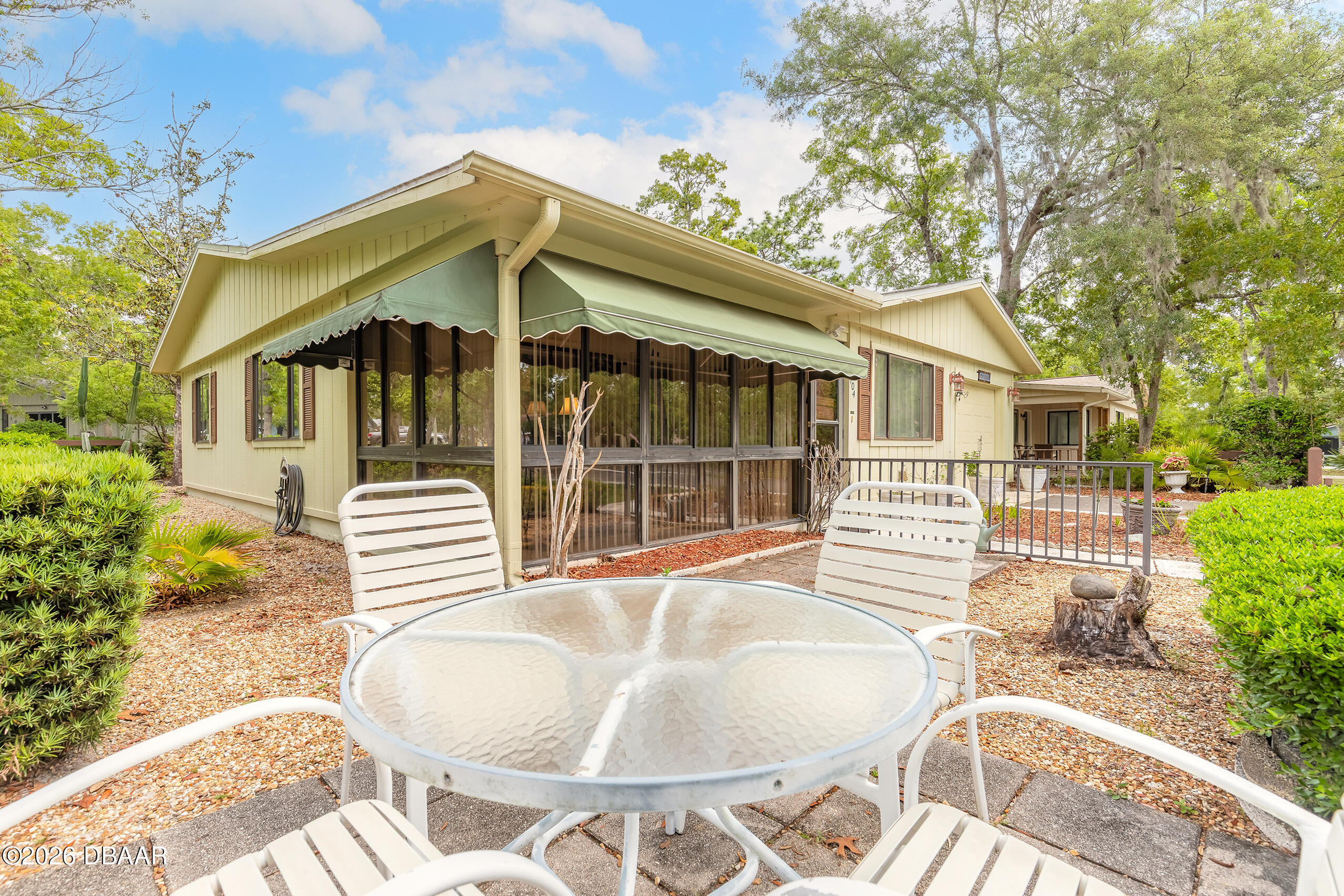 104 Magnolia Loop