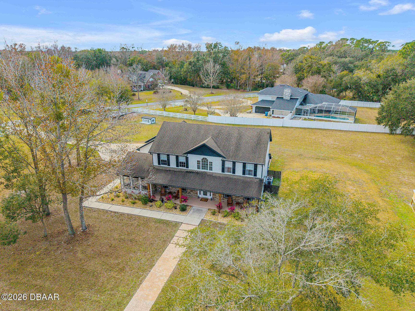 330 Country Circle Drive E