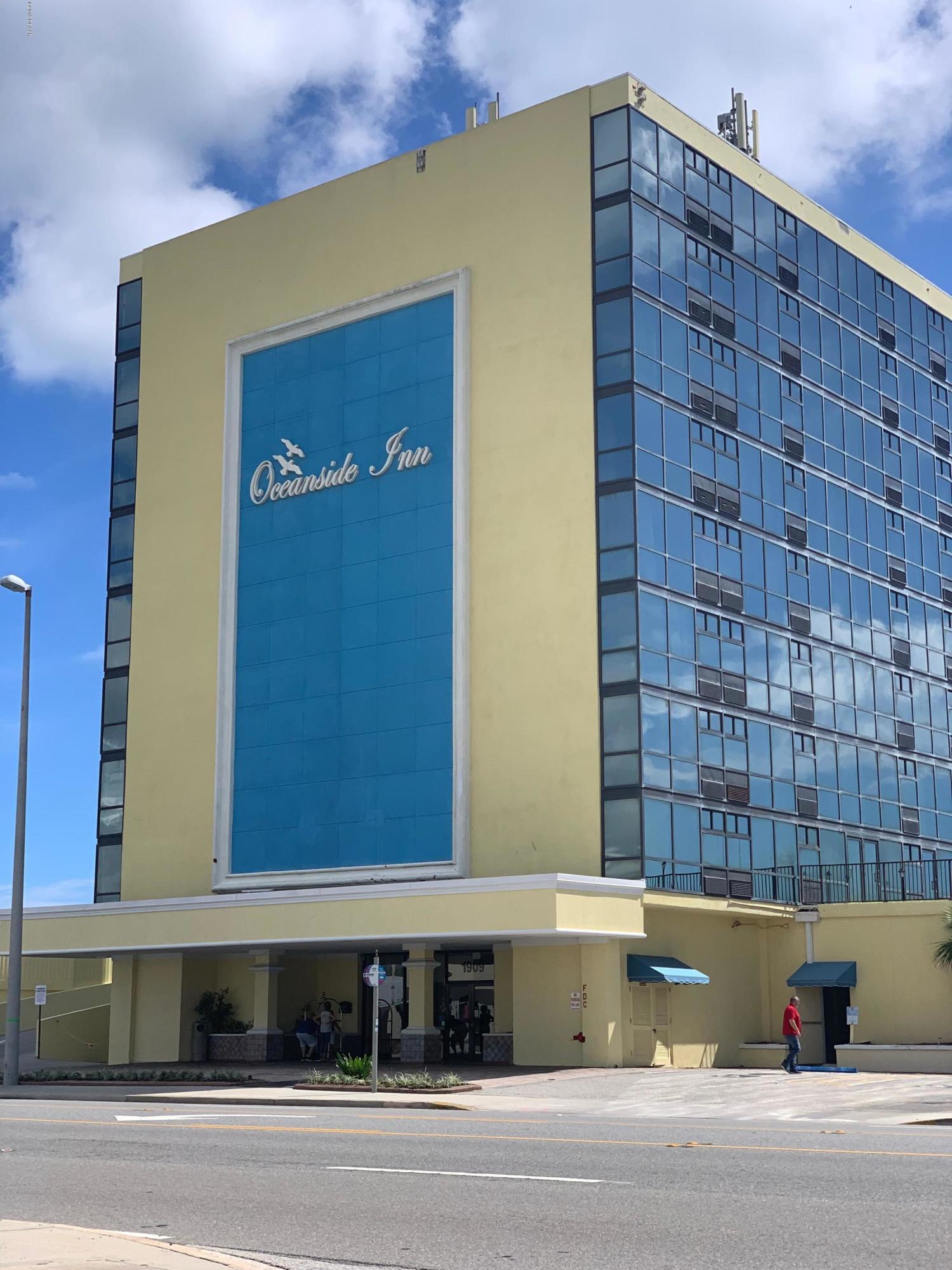 Photo 1 of 11 — 1909 S Atlantic Avenue 705, Daytona Beach Shores, FL 32118