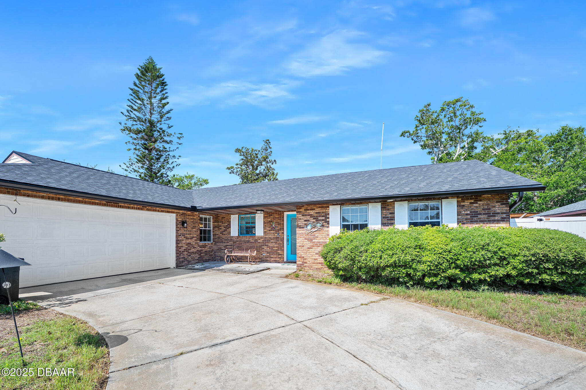 794 E River Oak Drive