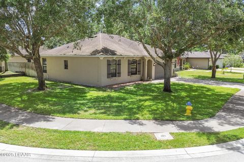 A home in DeLand