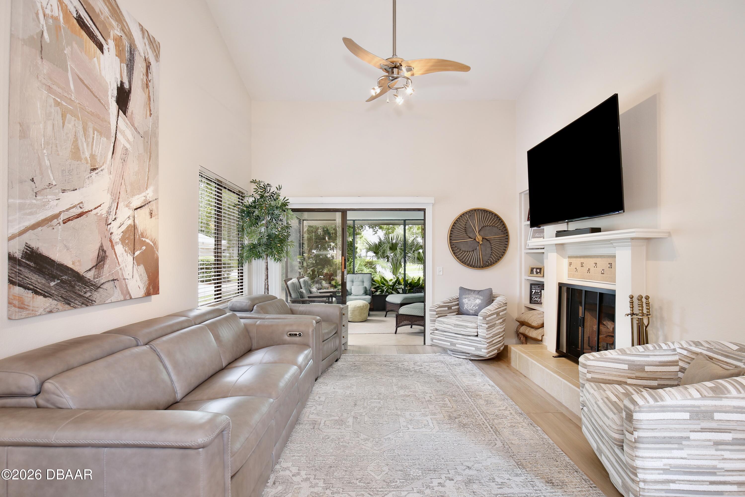 101 Silver Fern Court