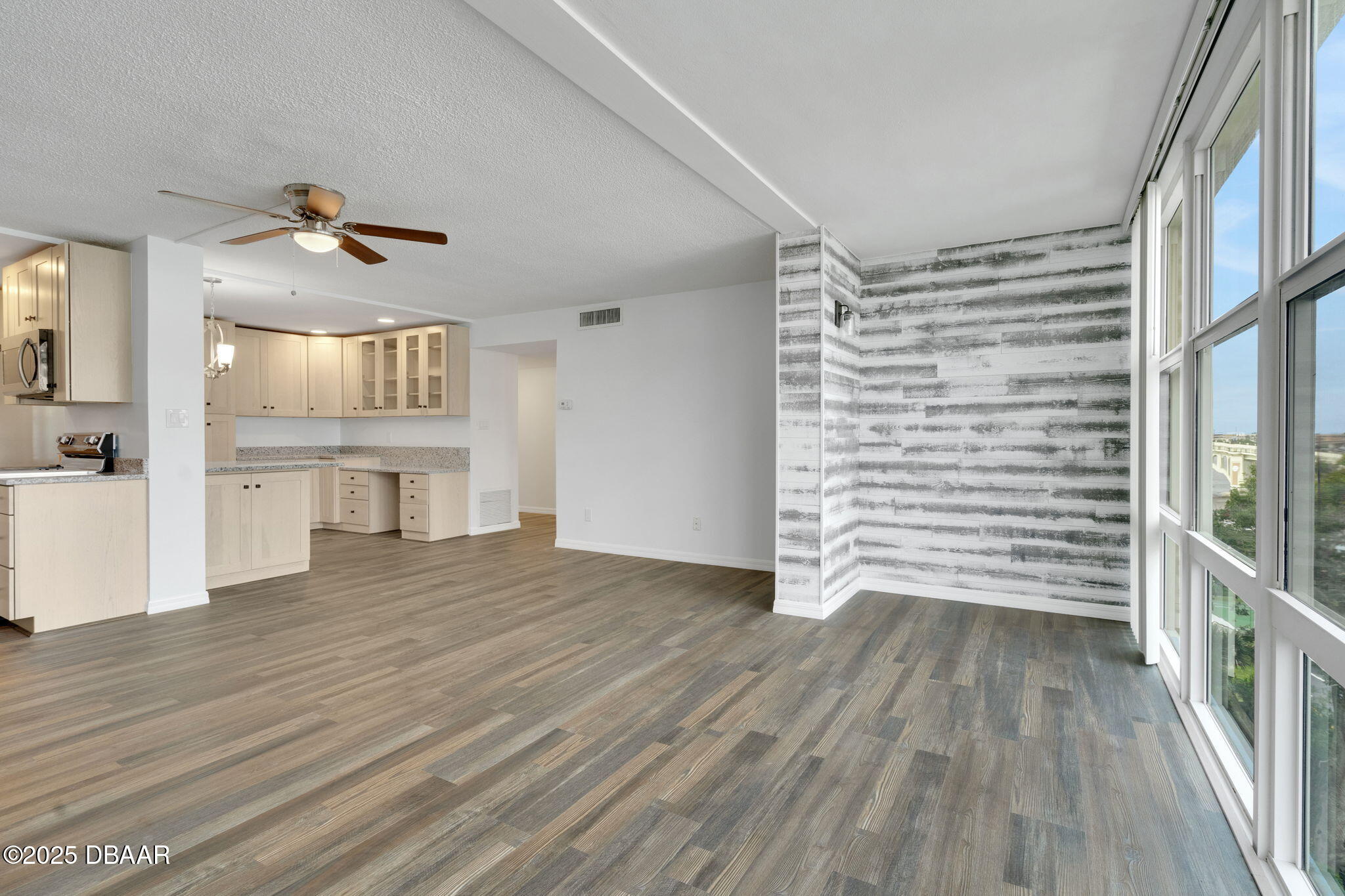 1224 S Peninsula Drive