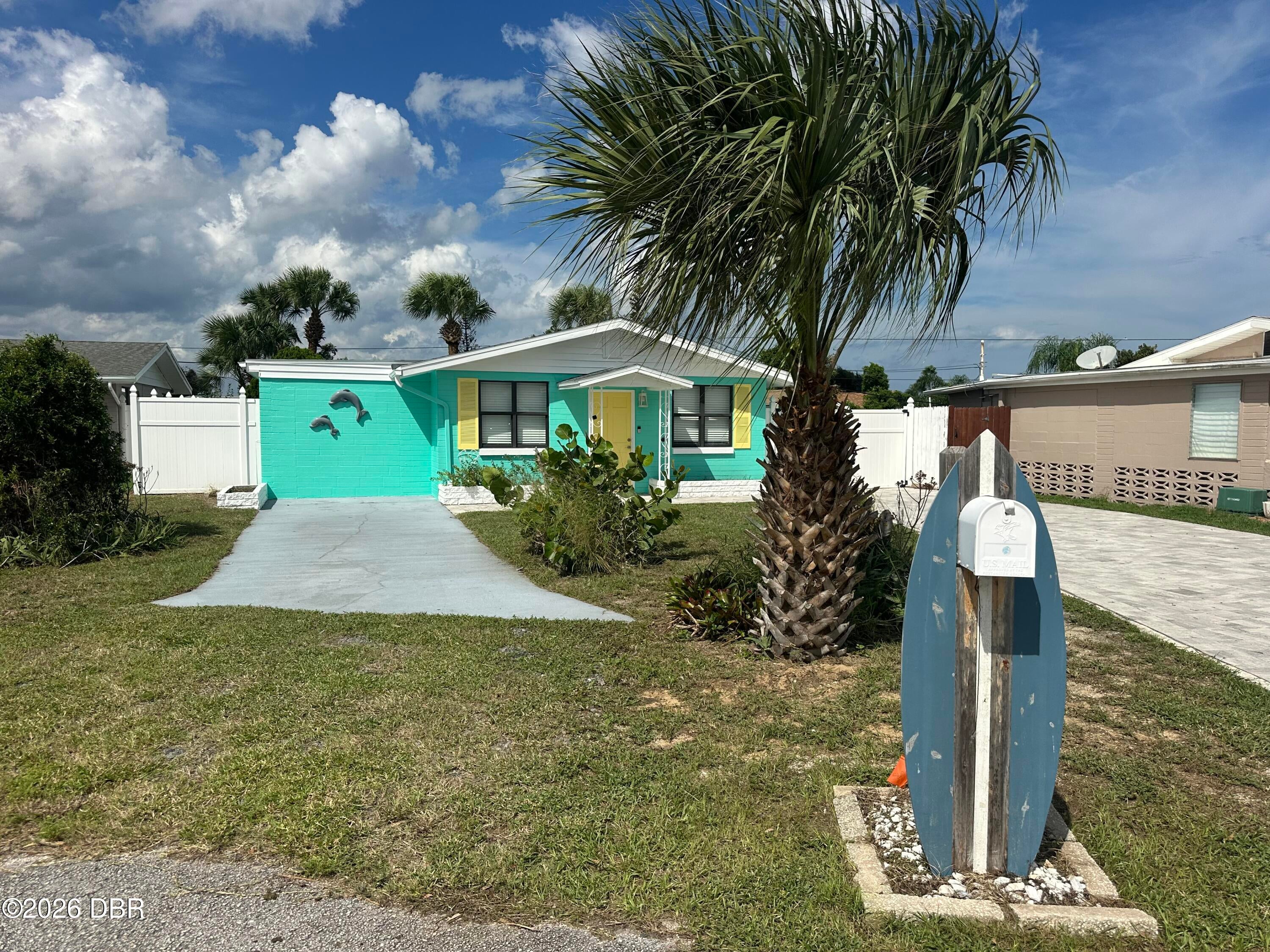 49 Alamanda Drive