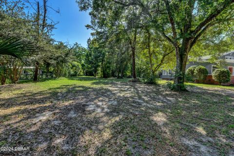 A home in DeLand