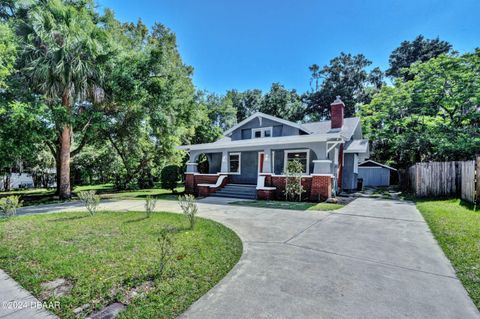 A home in DeLand