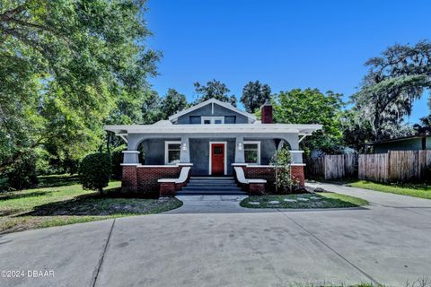 A home in DeLand