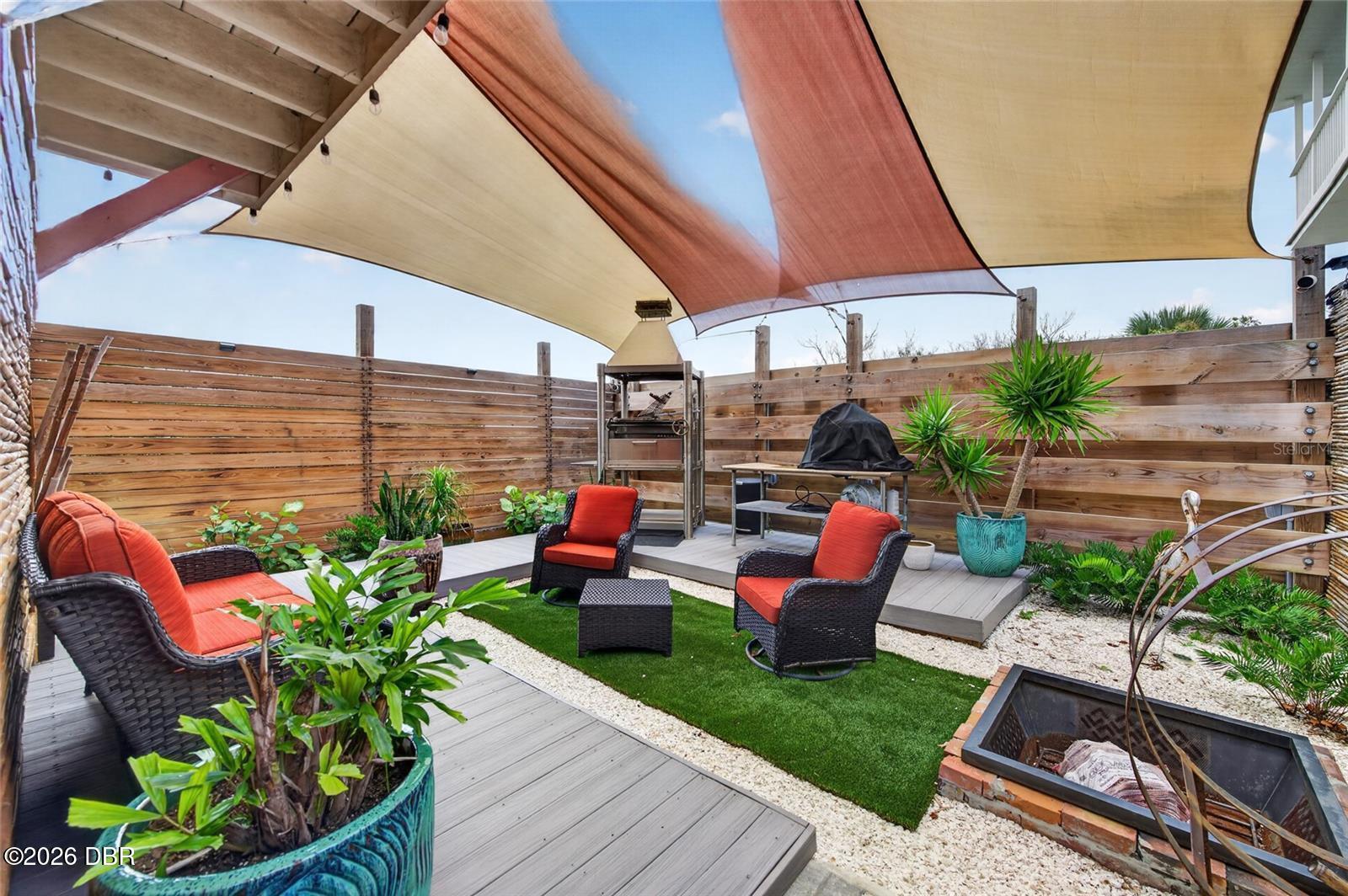 881 Catfish Avenue